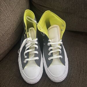 Mens converse  - Gray and Yellow